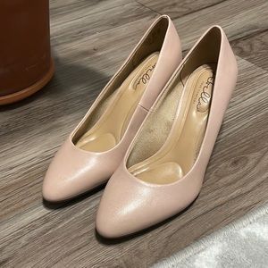 Pale Pink/Nude Heels